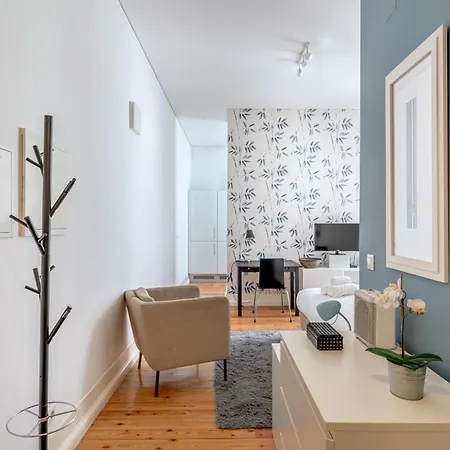 Downtown Riverside By Homing Lissabon