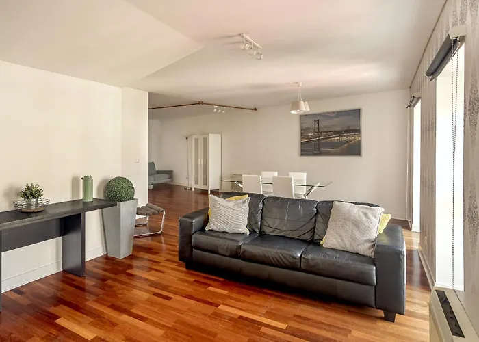 Apartmán Downtown Riverside By Homing *