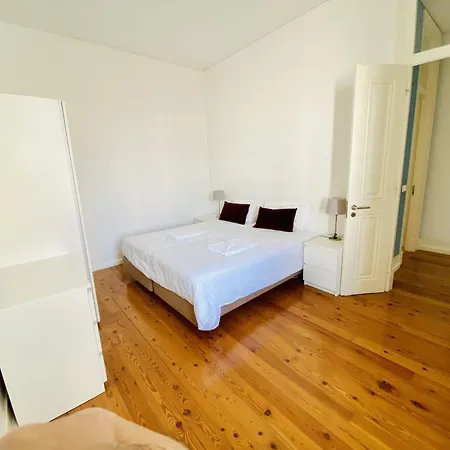 Downtown Riverside By Homing *