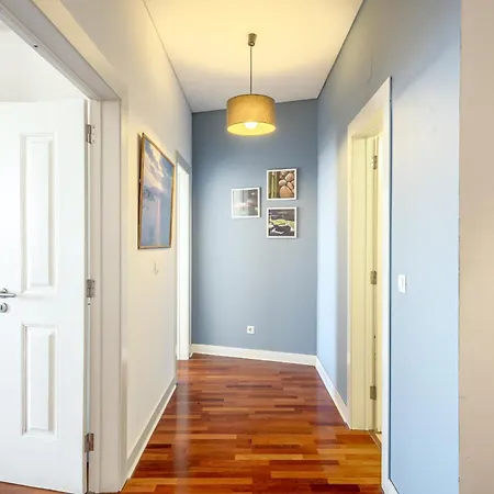 Downtown Riverside By Homing Apartment