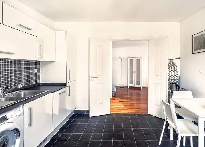 Downtown Riverside By Homing *