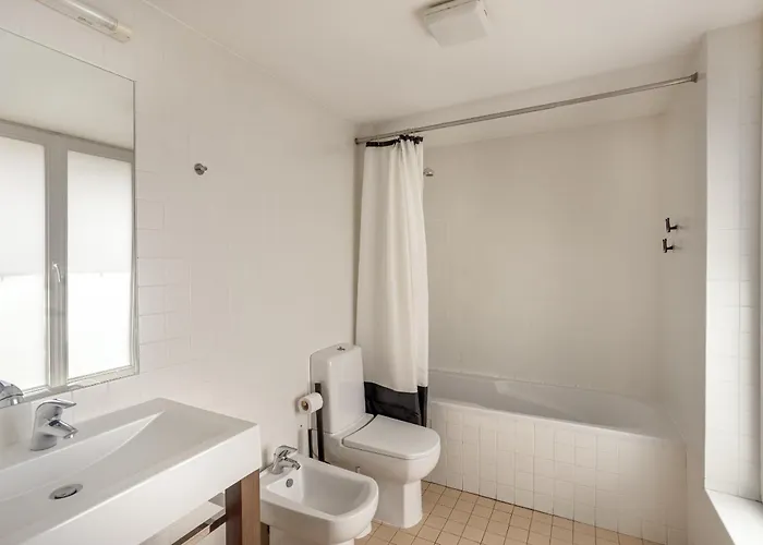 Downtown Riverside By Homing * Lissabon