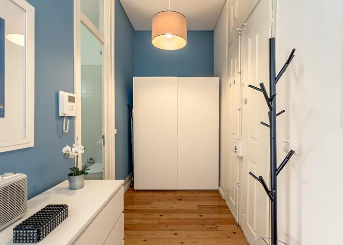 Downtown Riverside By Homing *